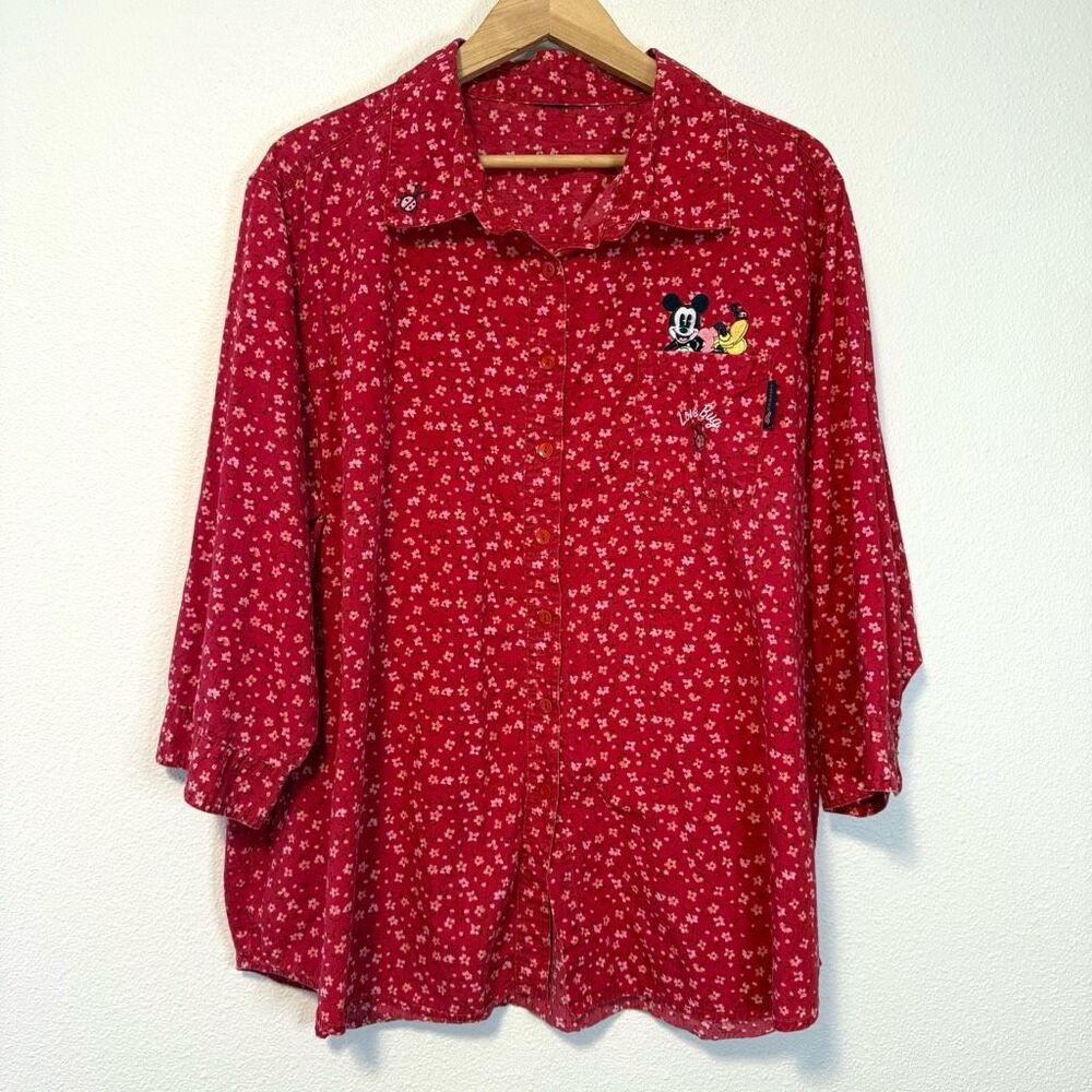 Disney Valentines Mickey Mouse Love Bug Embroidered Button Down Blouse Size 2X
